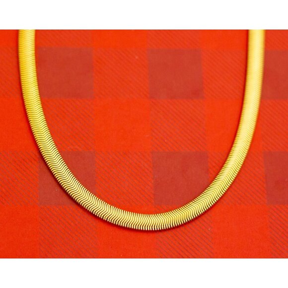 Vintage Simple Gold Tone Chain Necklace 30 Inches, by Napier - O28 - Picture 1 of 3